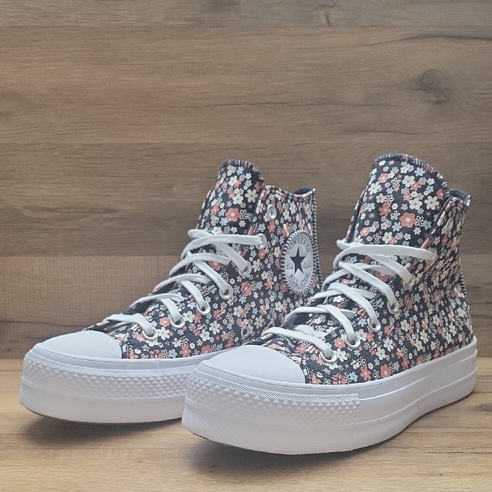 Converse Women's Floral High-Top Sneakers - Black and White Size 7.5 Womens.